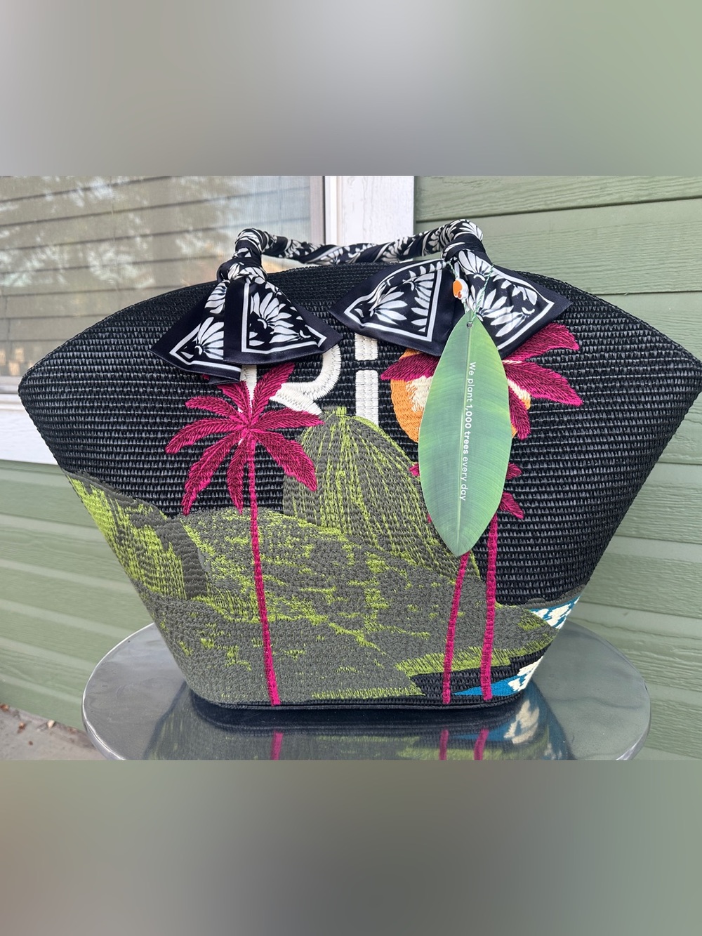 NWT! FARM Rio black Copacabana Raffia shell tote - Picture 2 of 9
